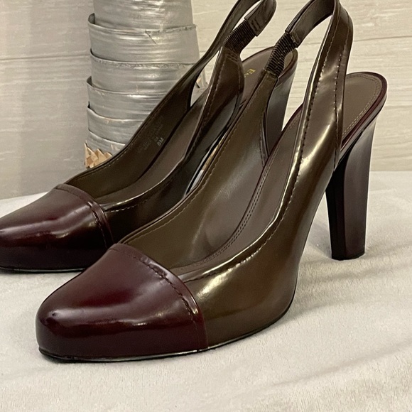 Enzo Angiolini two-tone sling back heels - Picture 9 of 12